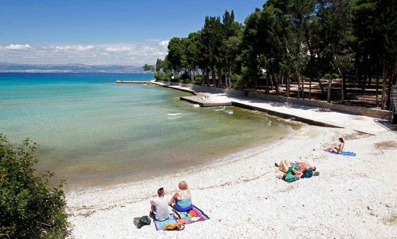 Santa Cruz Apartments Supetar Eksteriør bilde